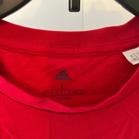 ⭐️ Manchester United T-Shirt - Picture 4 of 5